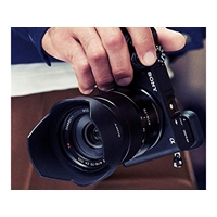 SONY ALPHA 6400 + 18-135MM (ILCE-6400MB) - GARANZIA SONY ITALIA 3 ANNI